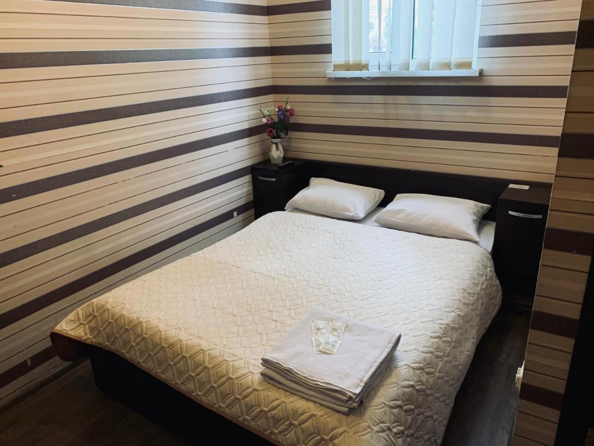 Uno Apart Hotel Kiev Esterno foto